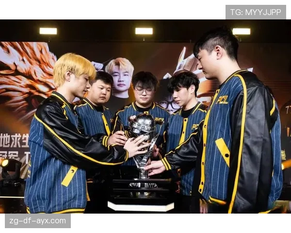[战队名]动员会：冠军不是终点，我们要建立属于自己的王朝🏆